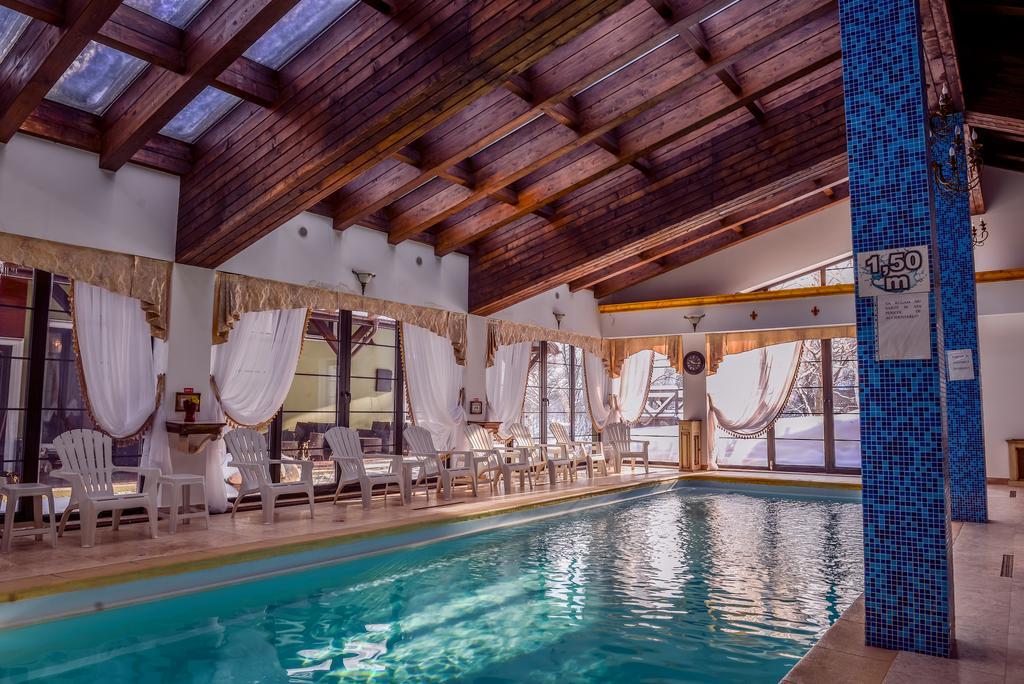 Emire Boutique Hotell Zărneşti Exteriör bild