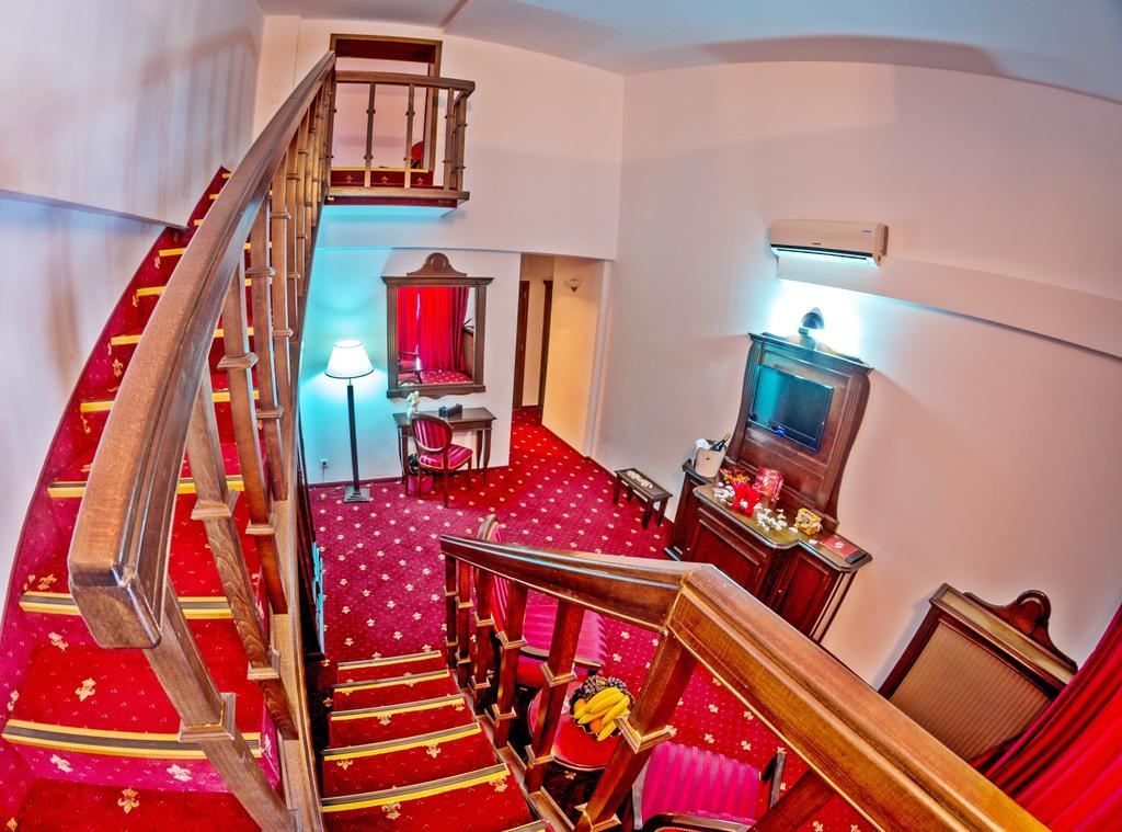 Emire Boutique Hotell Zărneşti Exteriör bild